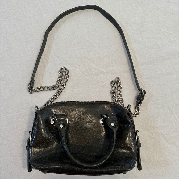 Urban Outfitters Skylar Crossbody Bag - Picture 2 of 4